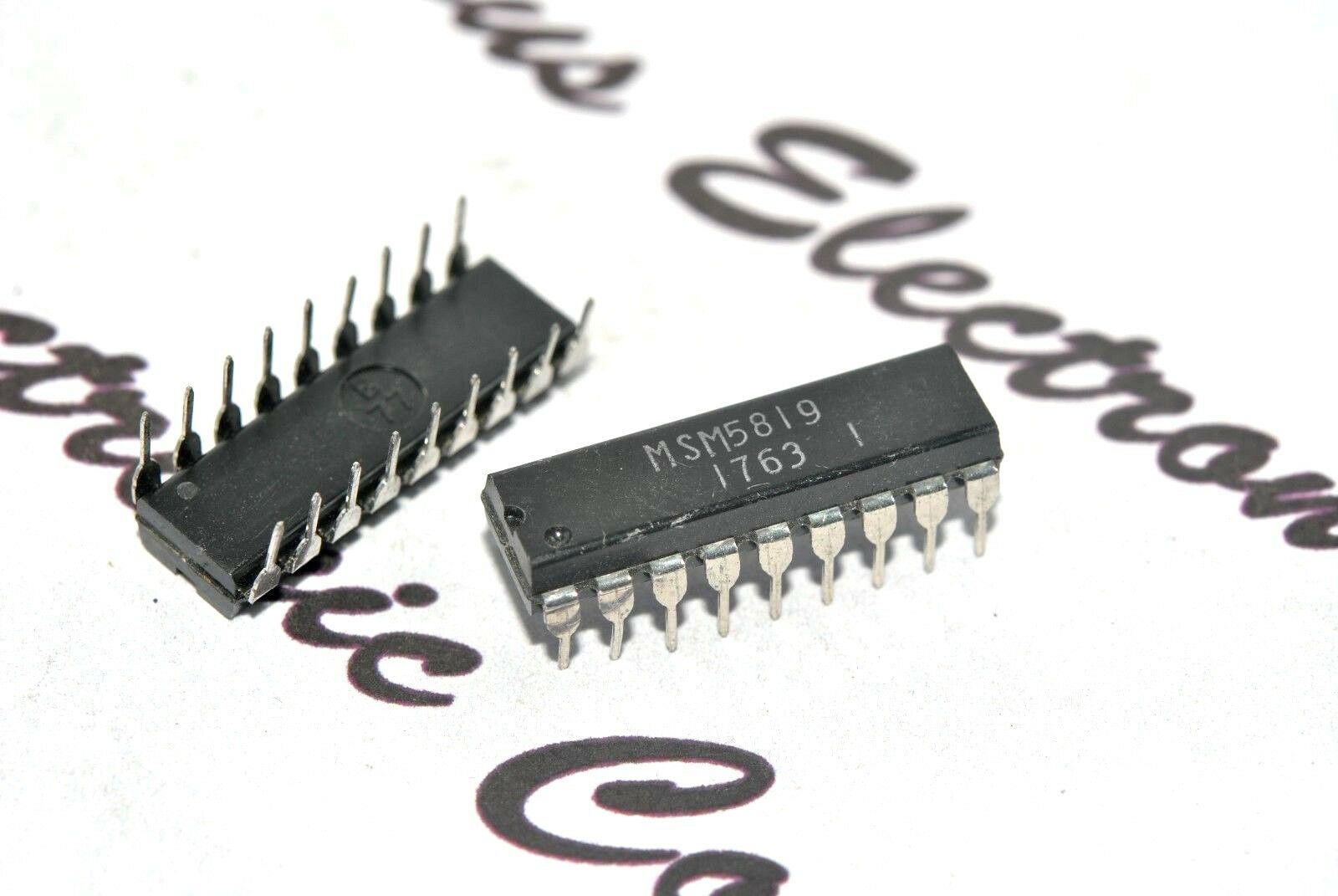 1pcs - MSM5819 Integrated Circuit / IC - NOS