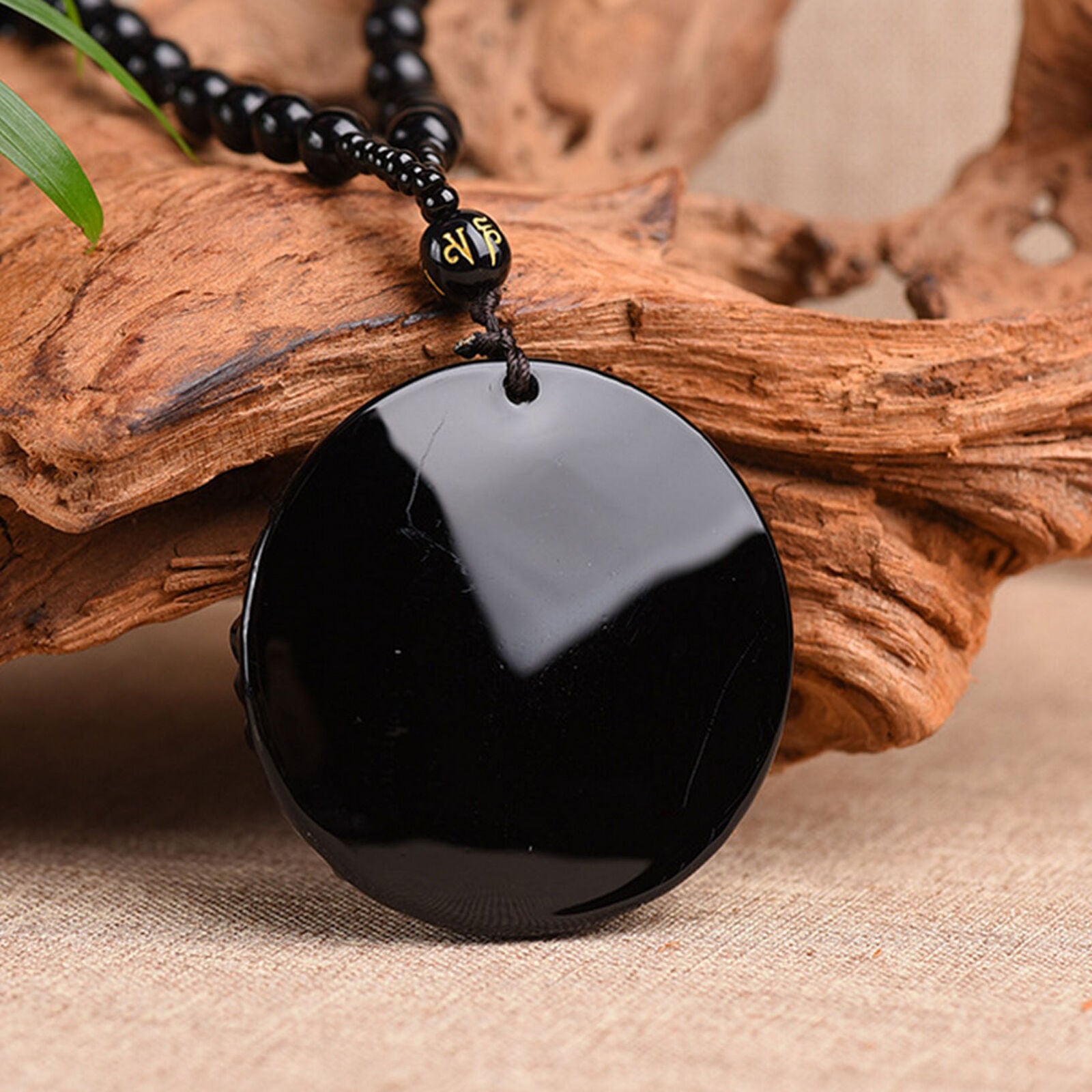 Natural Obsidian Hand Carved Chinese Taiji-Bagua Lucky Amulet Pendant Necklace