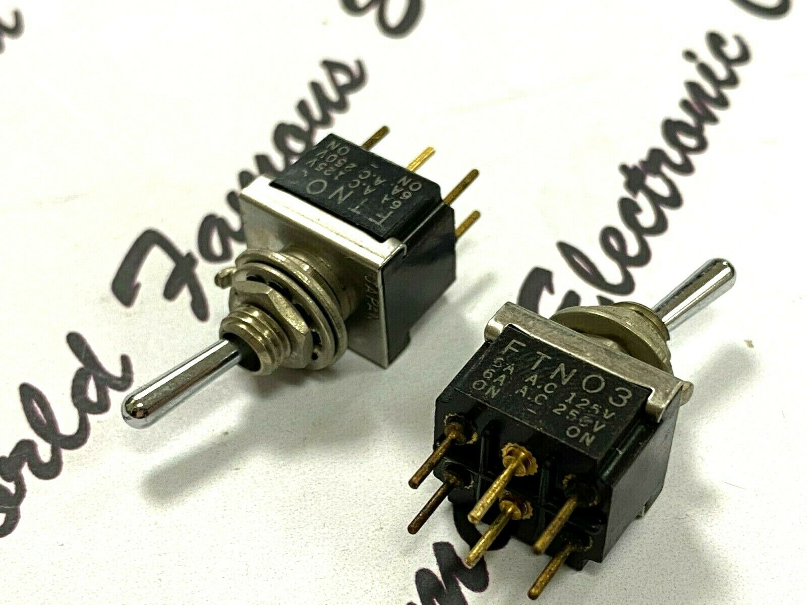 1pcs - OTAX FTN03 6A 125/250 Vac ON/ON Switch - JAPAN