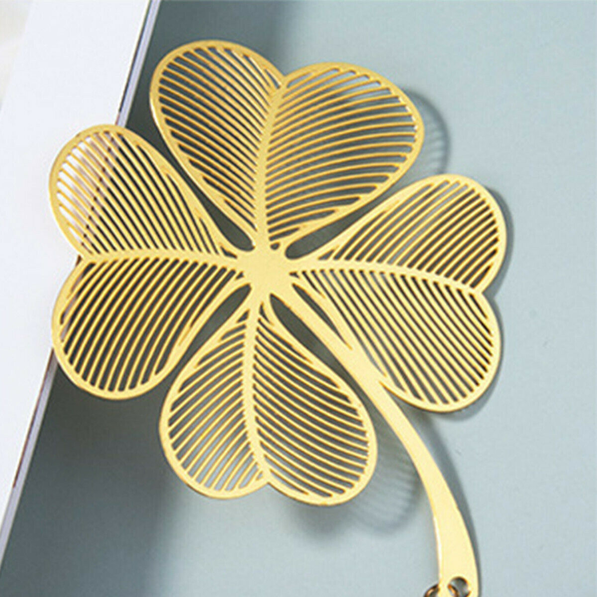 4pcs/set Apricot Book Holder Stationery Leaf Metal Bookmark Chinese Style Tassel