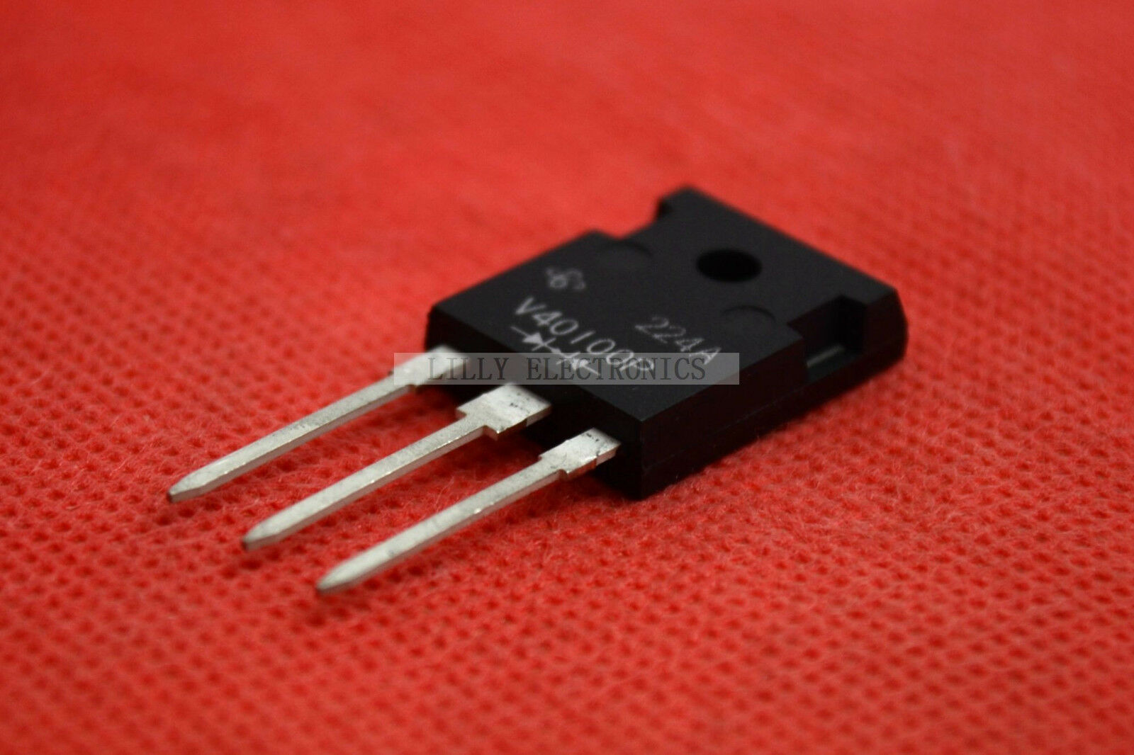 V40100P-E3/45 Package:TO-247,DIODE SCHOTTKY 40A 100V