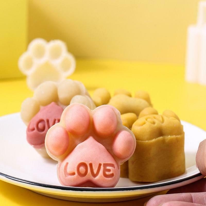 Plastic Mooncake Mold 50g Cat Paw Stamp Biscuit Cookie Cutter Mould DIY Fondant