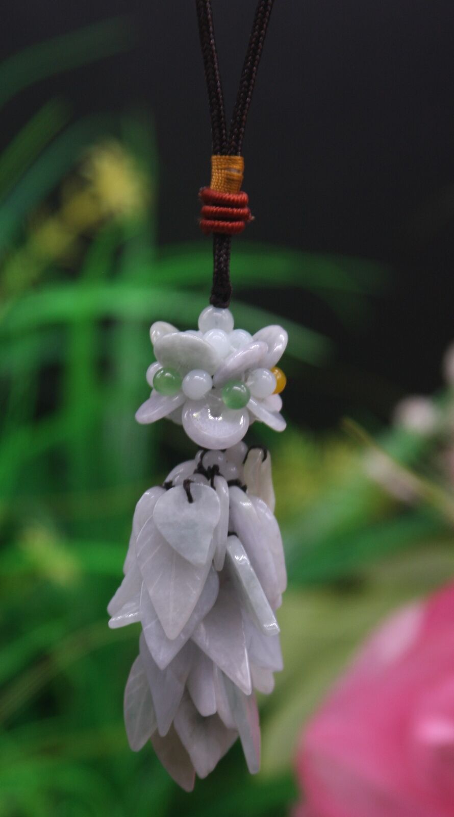 certified 100% natural green jadeite jade Car pendant Leaf petals æ ‘å¶è½¦æŒ‚ AA++