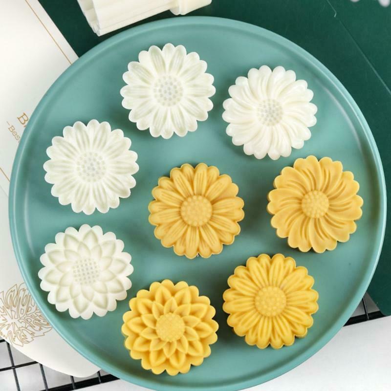 4pcs Stamps150g Daisy Moon Cake Mould DIY Decoration Mooncakes Press Moulds