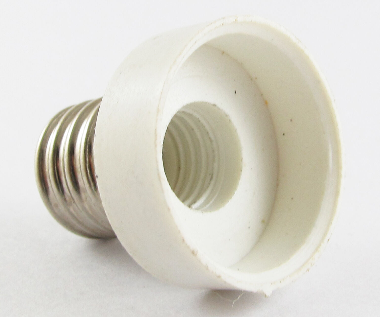 100x  Base LED Light Bulb Adapter Holder Socket Converter E17 Male to E11 Female