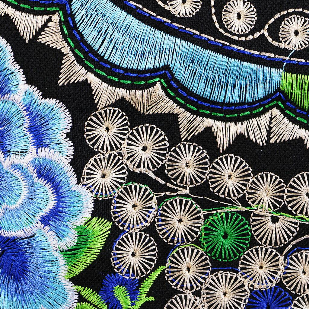 Travel Shoulder Bags in The Shape of A Flower with Hand Embroidery 31x51cm