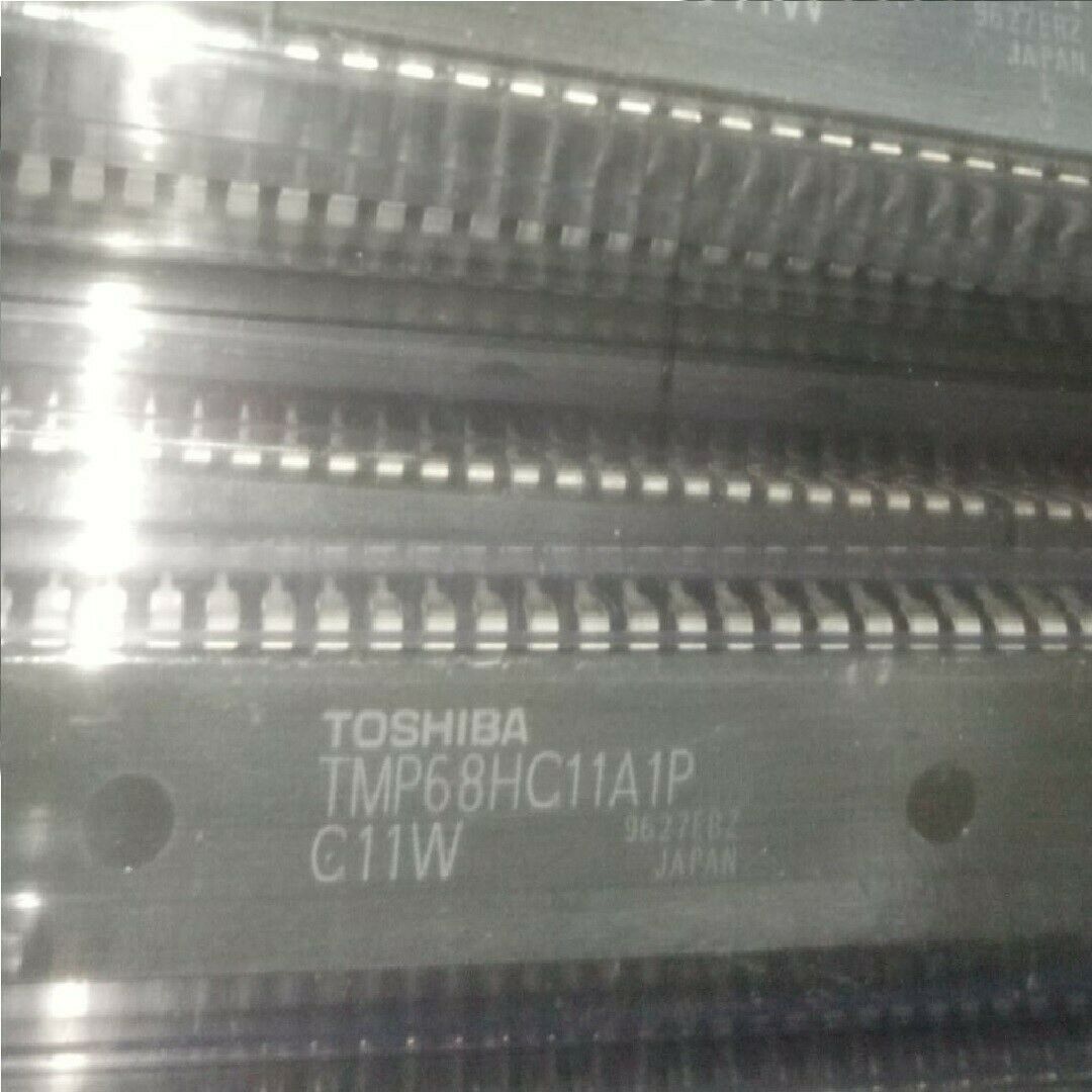 1PCS  IC TOSHIBA DIP-48 TMP68HC11A1P TMP68HC11AIP TMP68HC11
