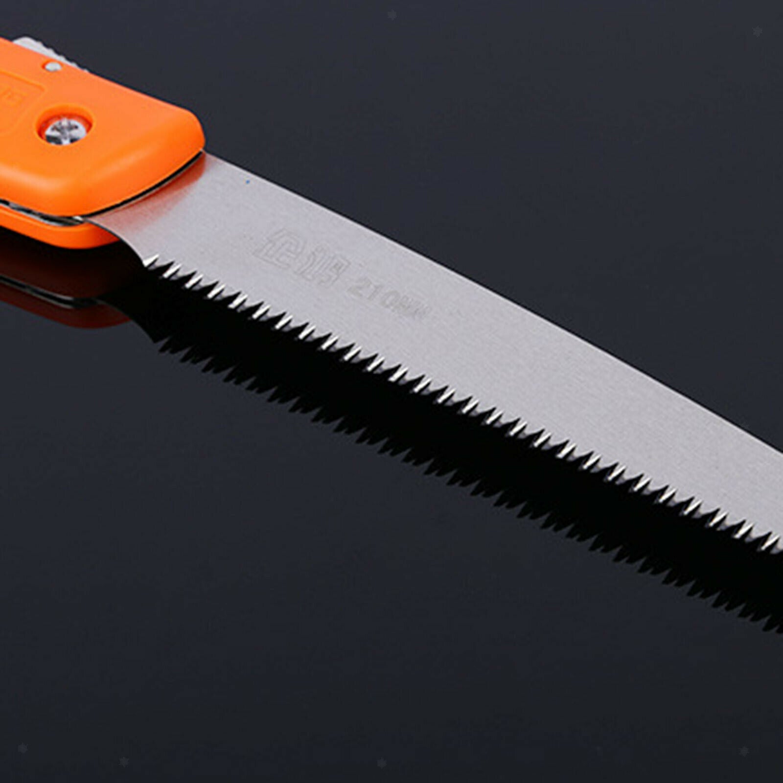 Foldable Pruning Saw Triple Cut Hand Saw for Trimming Sawing Trees Hand Tool