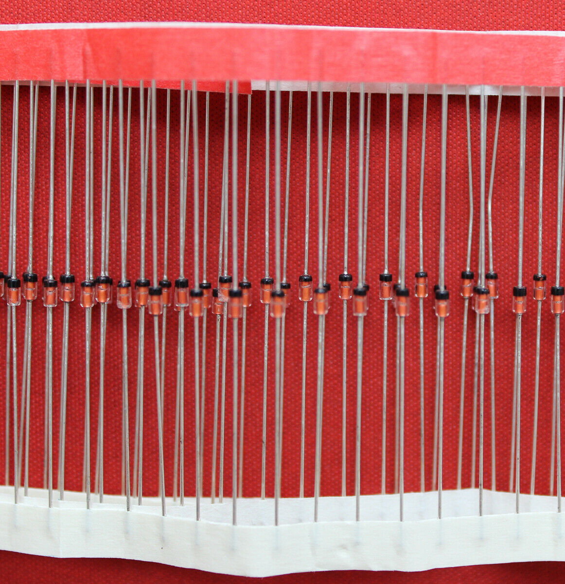 100pcs 1S1588 Integrated Circuit IC