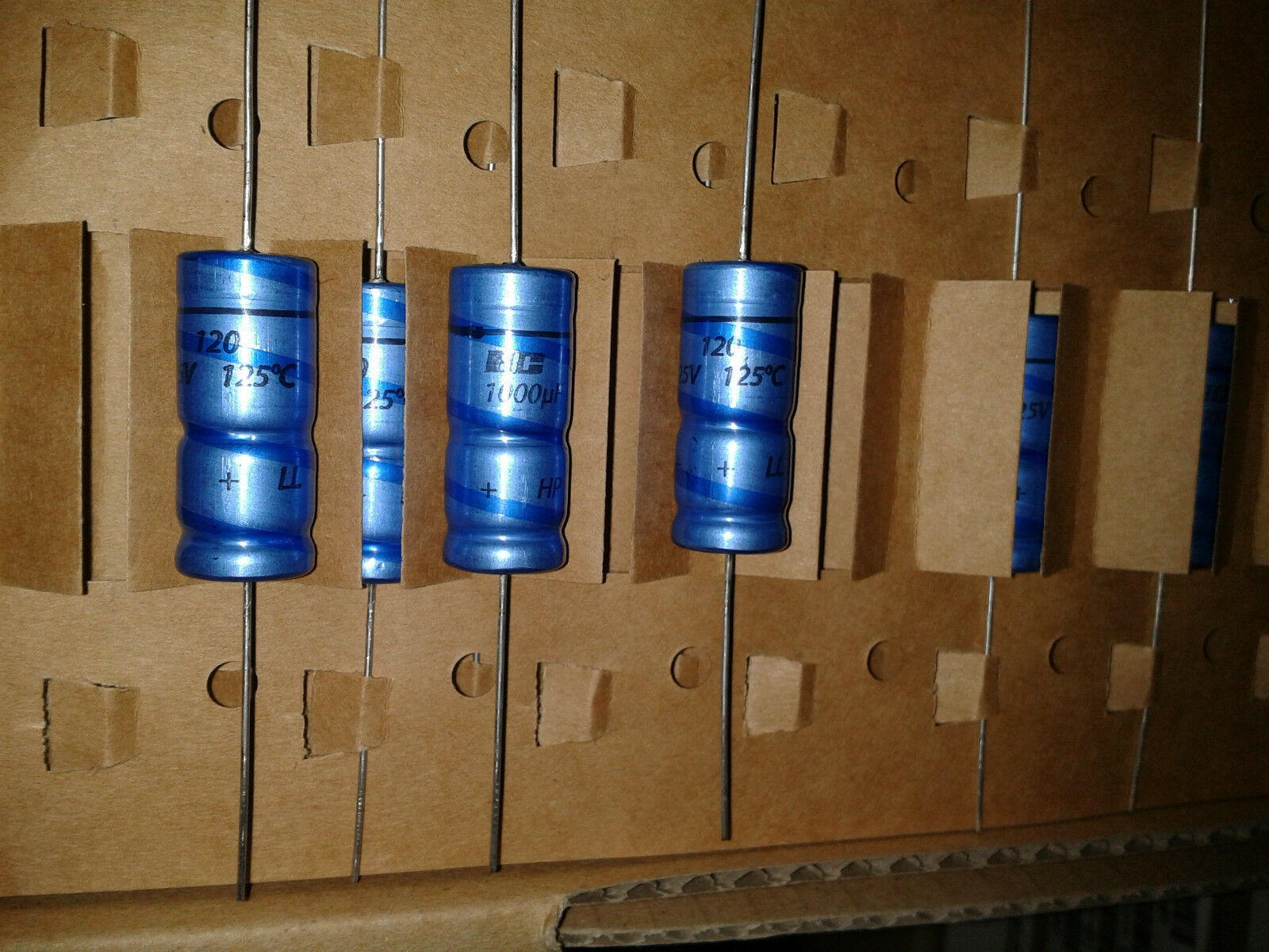 6pcs NEW 1000UF 25V BC VISHAY 120 ASM 125C Axial Capacitors FOR AUDIO!