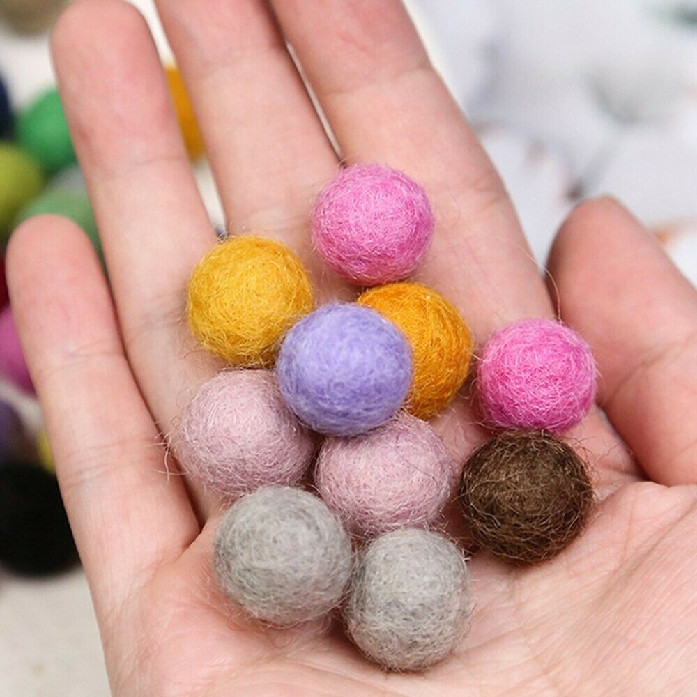 100 PCS Felt Balls Wool Hand-made Felt Beads for Crafts Room Party Wedding Decor