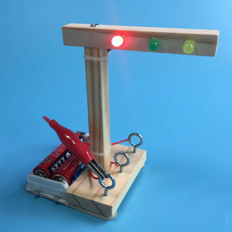 Kids Science Experiment DIY Toys Mini Wooden Traffic Light Gizmo Toys Set.l8