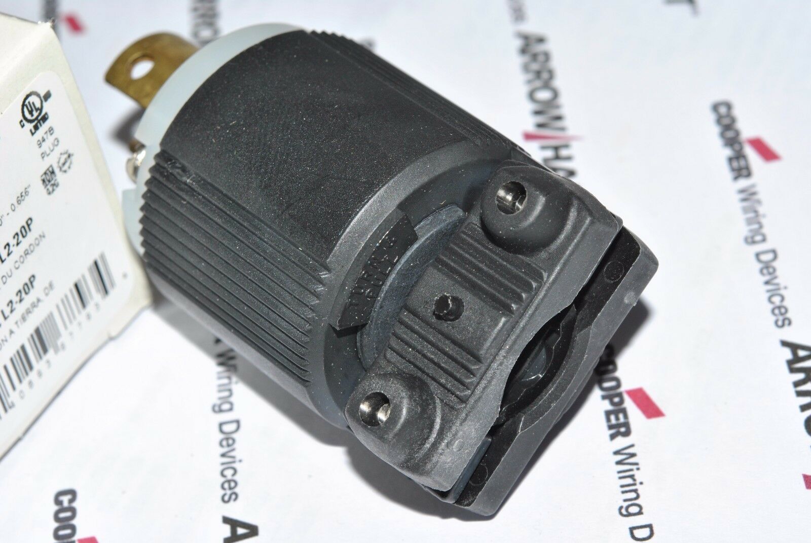 1pcs - COOPER CWL220P 20A 250V L2-20 Twist Hart-Lock Locking Male Plug