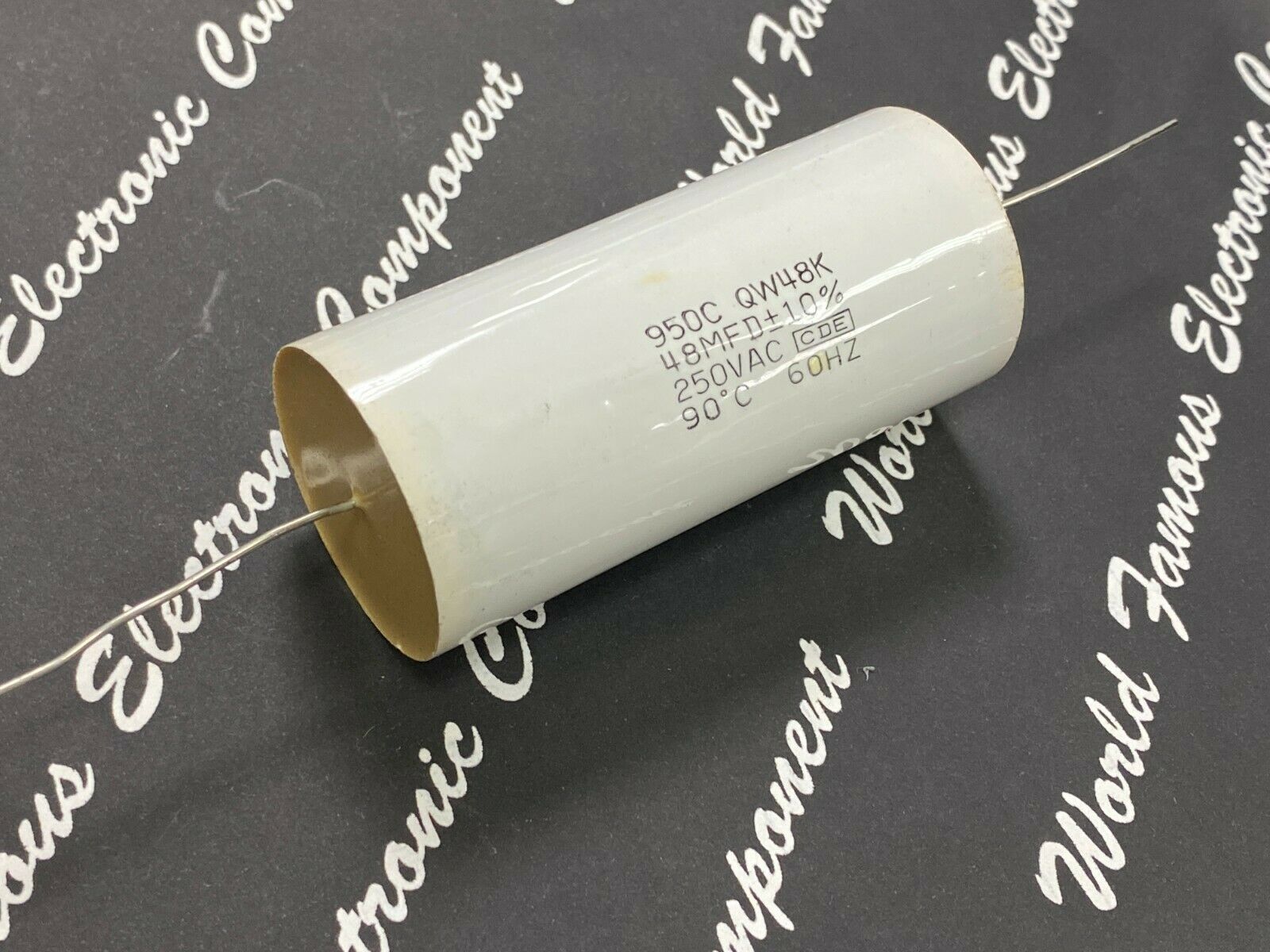 1pcs-CDE 950 48uF 250V(ac) 10% 950CQW48K Polypropylene Axial Film Capacitor
