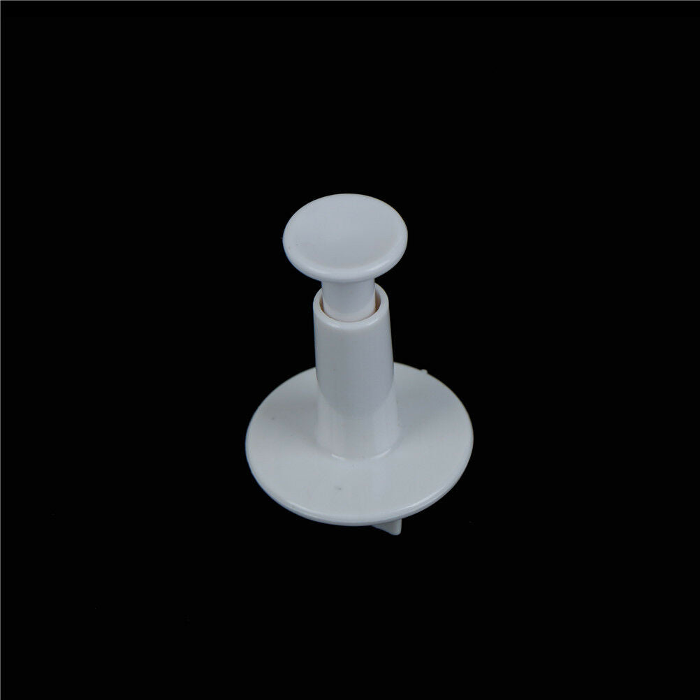 4pcs Triangle Plastic Cookie Cutter Fondant Cutter Mold Cake Decorating T.l8