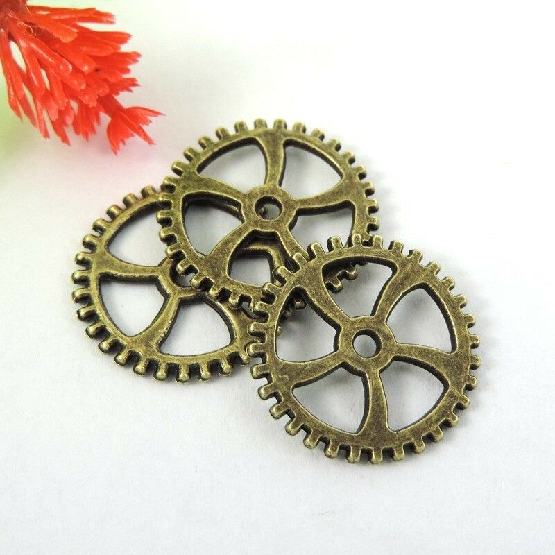 30 Retro Bronze Round Drive Gear Charm Alloy Cog Pendant Steampunk Jewelry 18mm