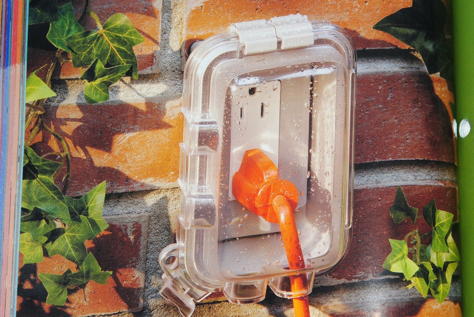 1pcs- Cooper Wiring WIU-1 WeatherBOX  1-Gang Self-Closhing Cover - Gray