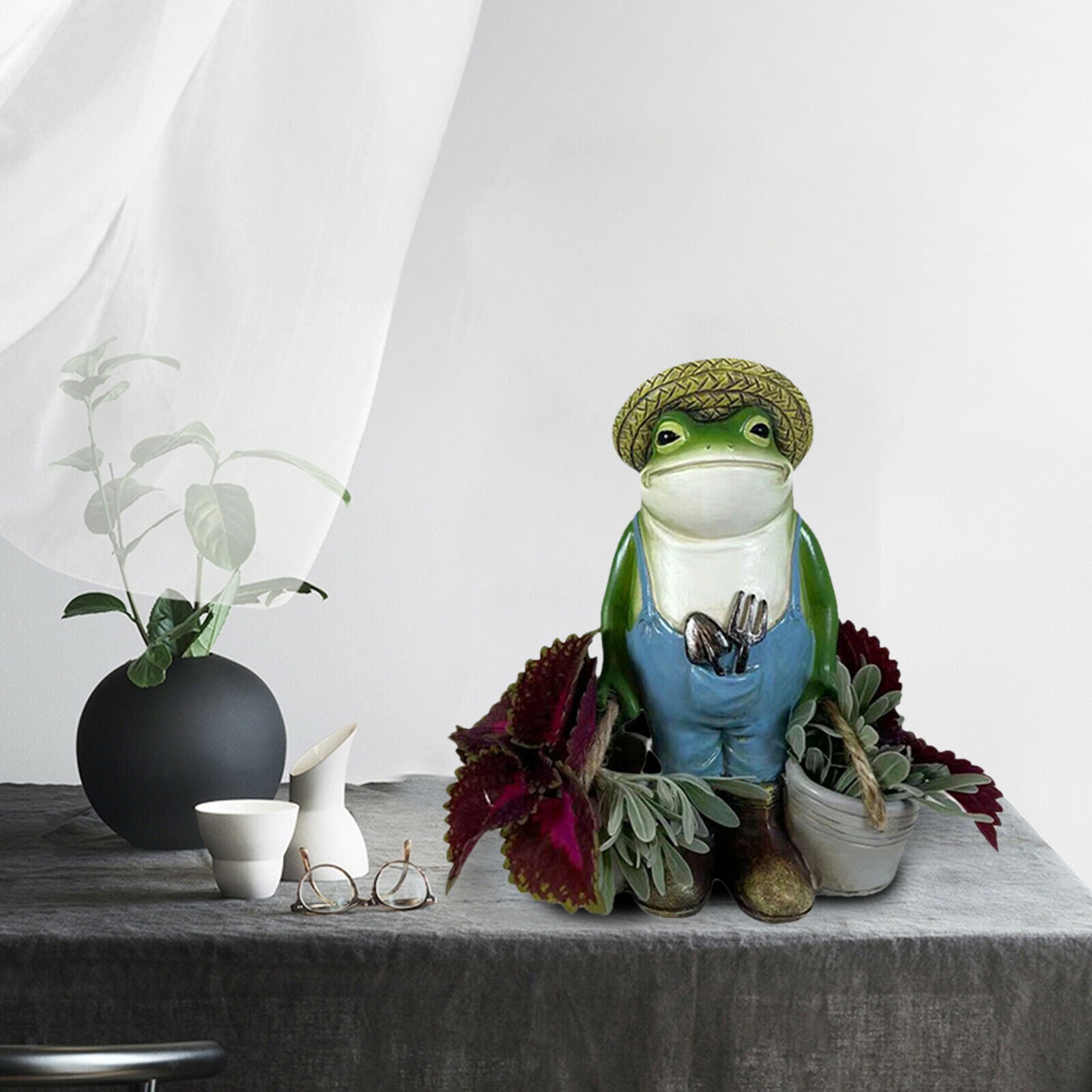 Cactus Succulent Plant Pot Planter Flower Pot Decor Frog Animals Statues