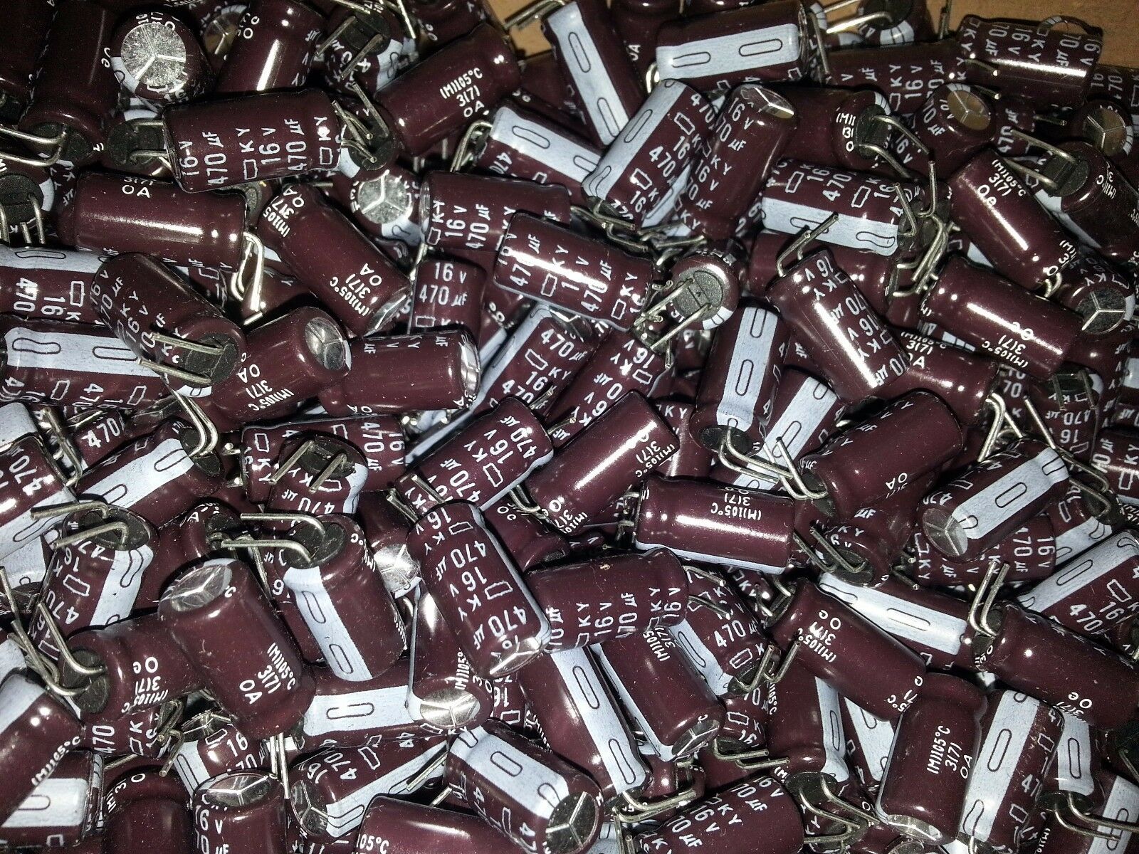 100pcs NIPPON CHEMI-CON KY 470uF 16V HQ LOW ESR LONG LIFE HI CURRENT AUDIO CAPS!