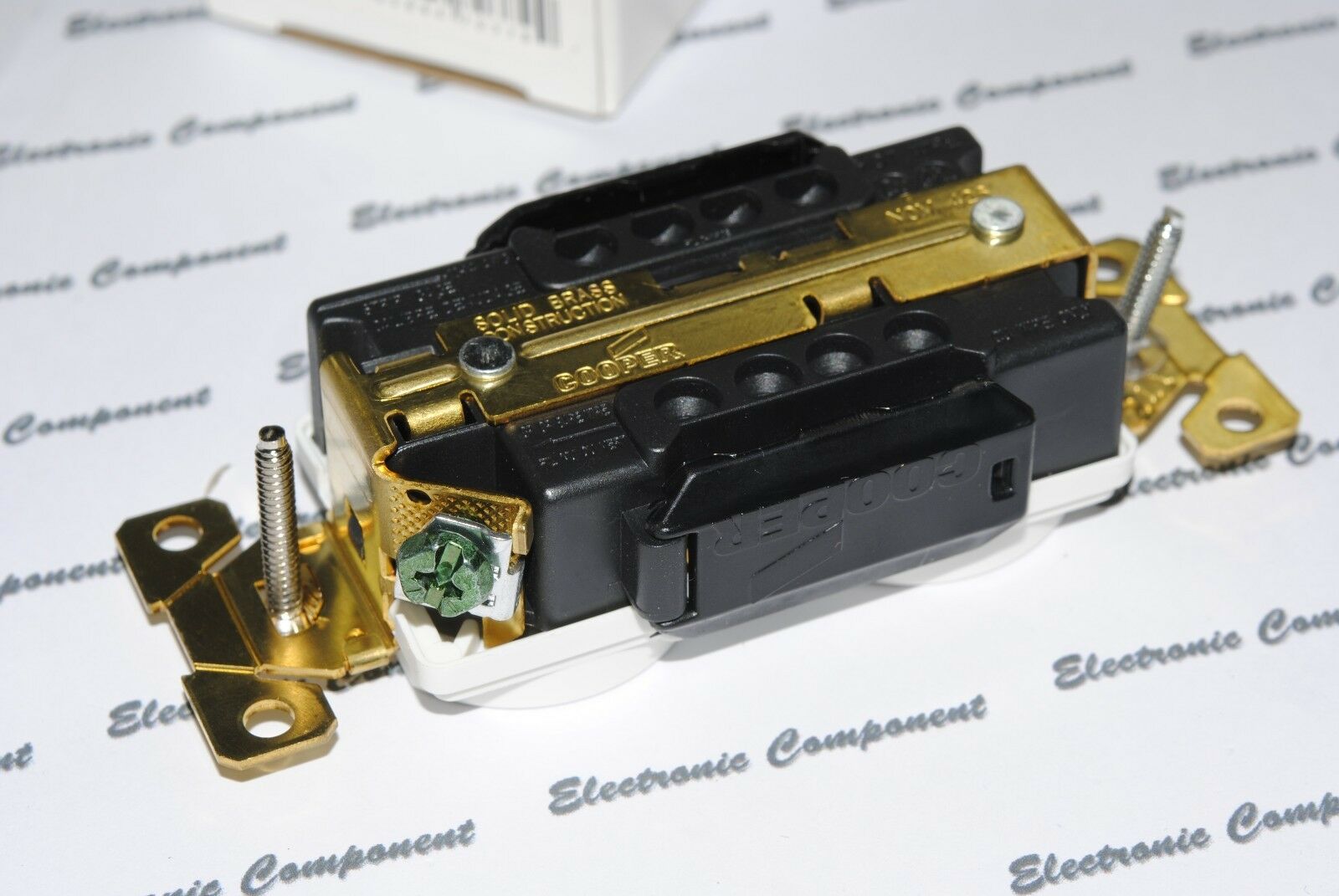 1pcs-COOPER WIRING AH5262W Premium Industrial Grade Duplex Receptacle 15A-125V
