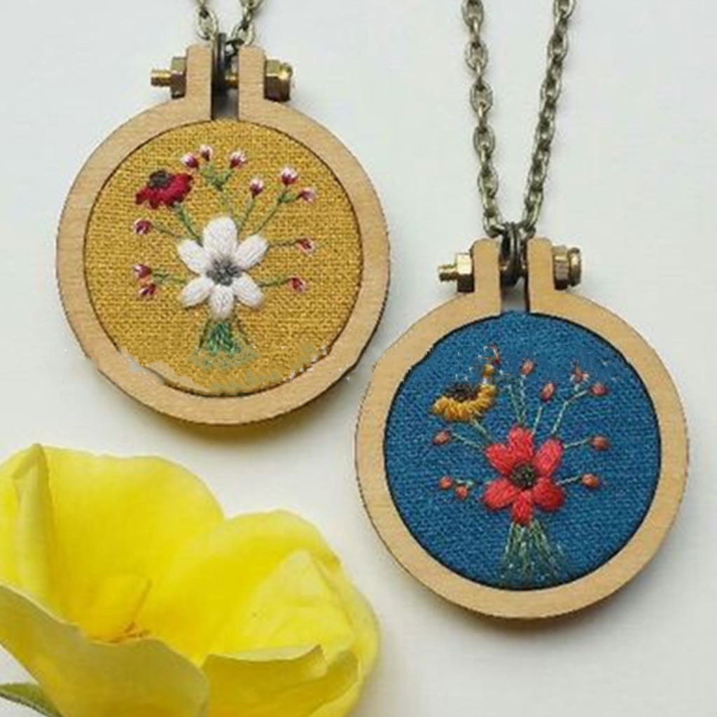 20x Mini Wooden Embroidery Hoop Cross Stitch Frames Ring Sewing DIY 44mm