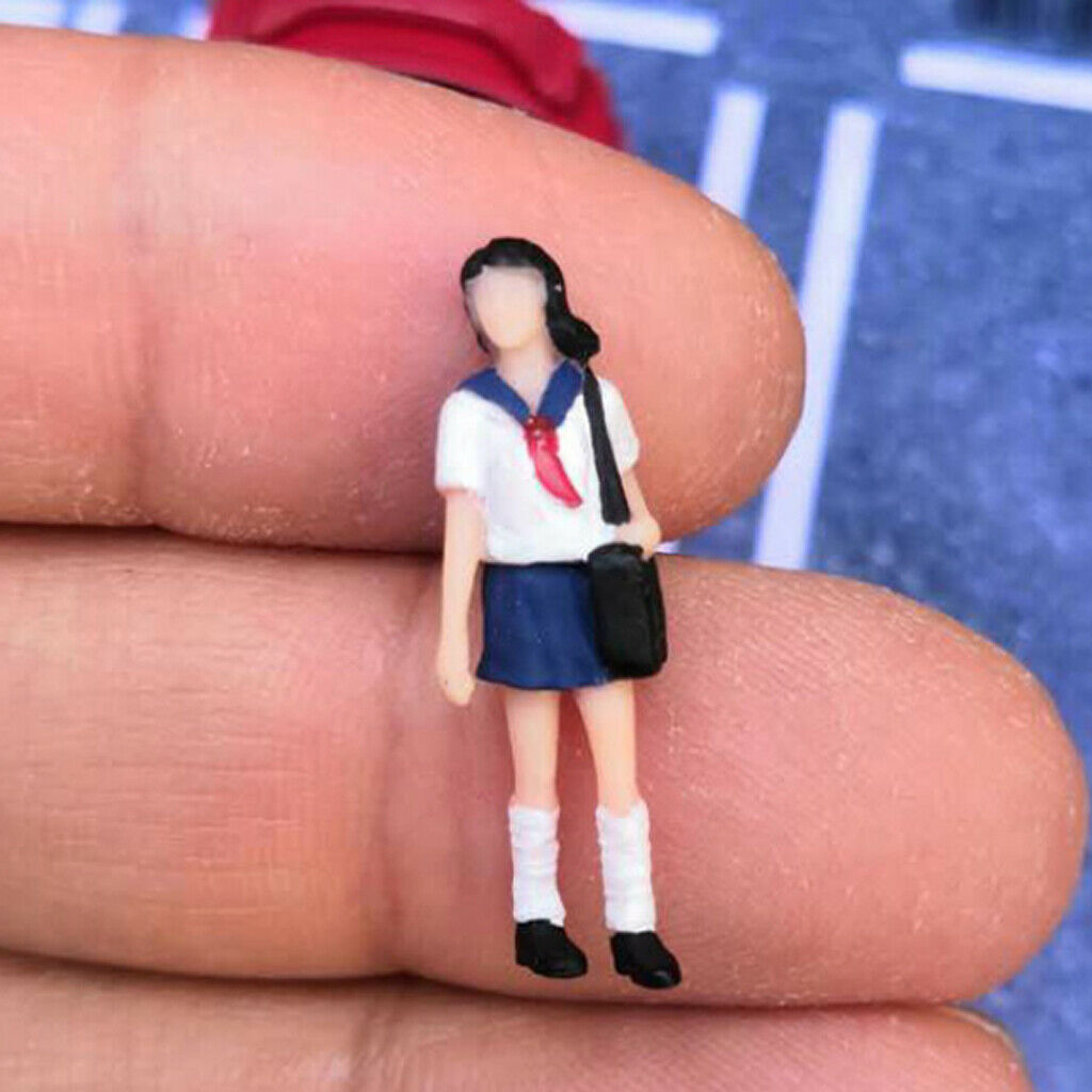 2x Standard Scale Uniform School Student Figures Miniatures Layouts 1/64 S