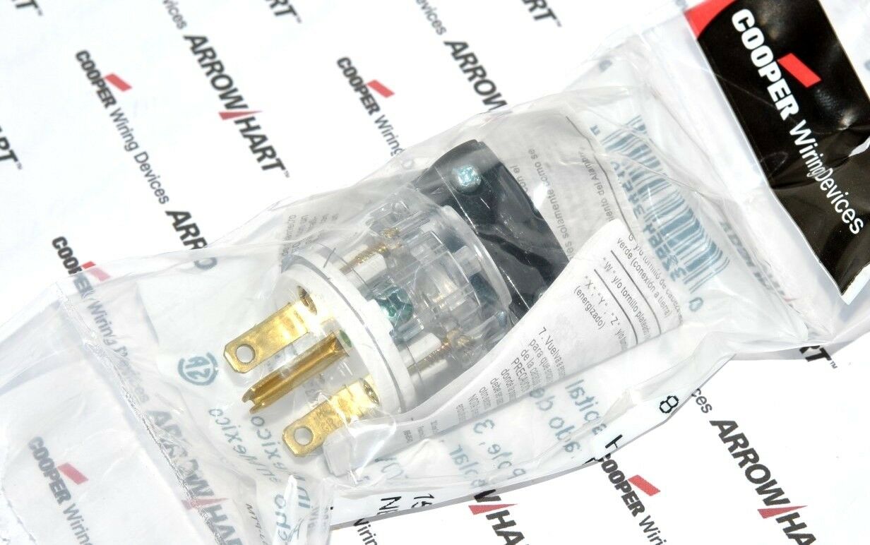1pcs-COOPER 8666 15A 250V Thermoplastic Hospital Grade Plug  NEMA 6-15
