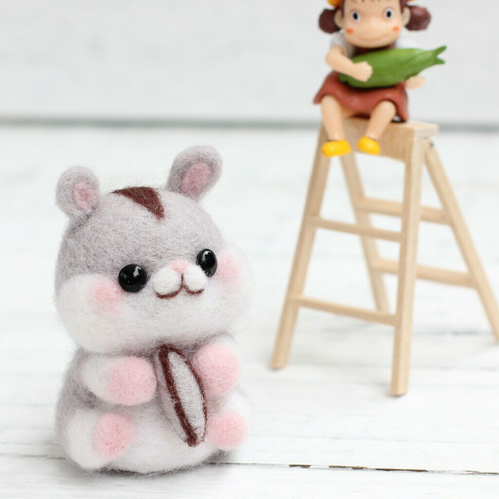 DIY Handmade Needle Wool Felt Mouse Hamster Kit with Needle Felting Supplies