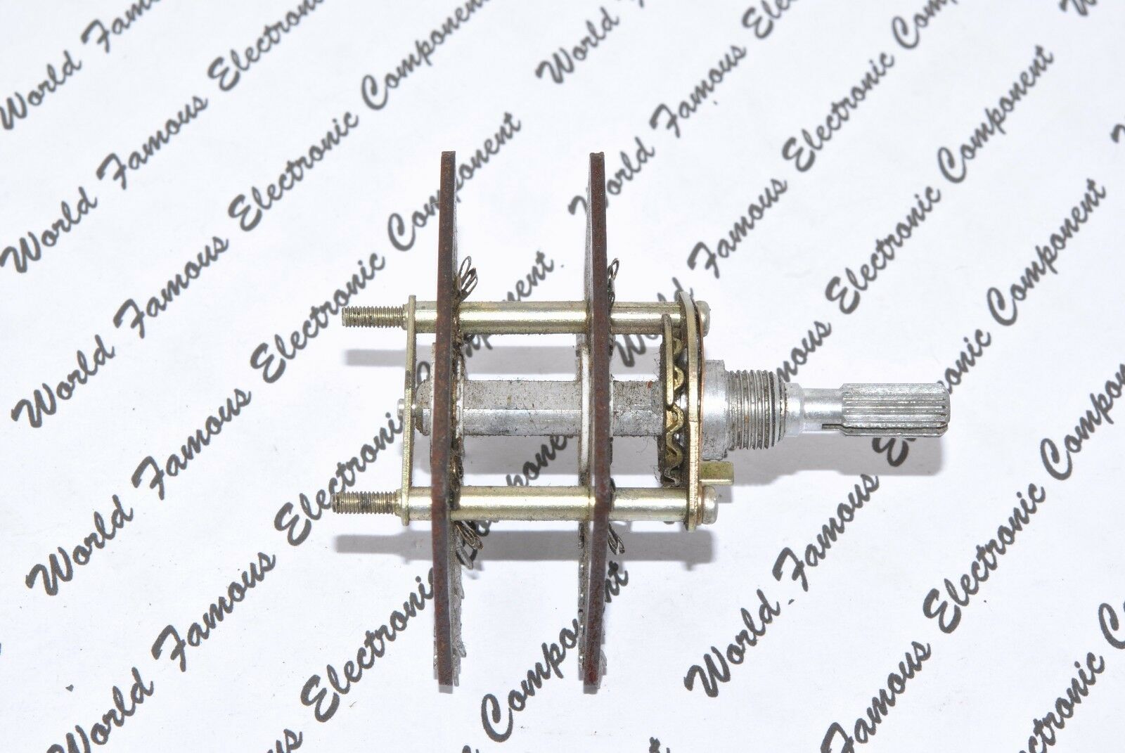 1pcs - TEIKOKU TSUSHIN Rotary 2-Wafer 4-Pole 3-Position CCL-7AC-B / Switch