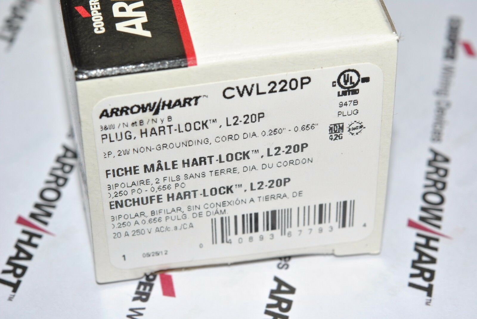1pcs - COOPER CWL220P 20A 250V L2-20 Twist Hart-Lock Locking Male Plug
