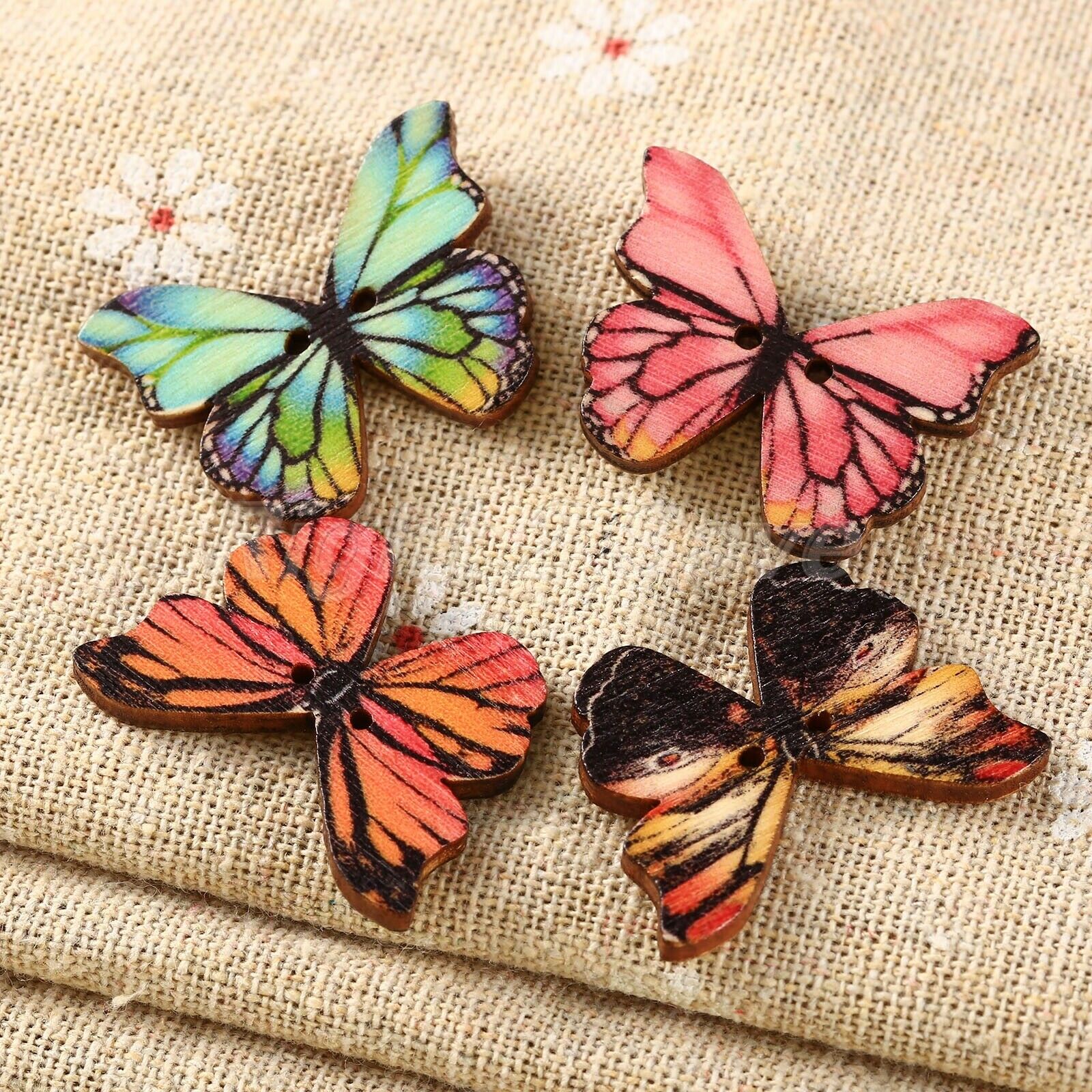 50Pcs Butterfly Wooden Buttons 2 Holes Sewing Mending Weaving DIY Craft Decor