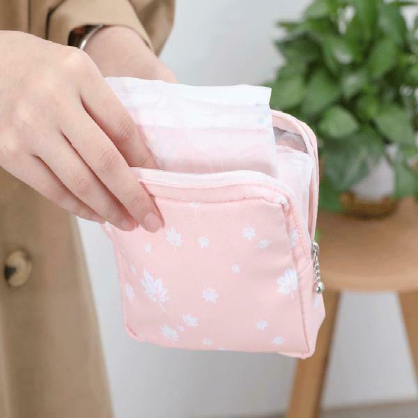 2 Pieces Zipper Cotton Sanitary Bag Pouch Earphones Storage Holder for Girls