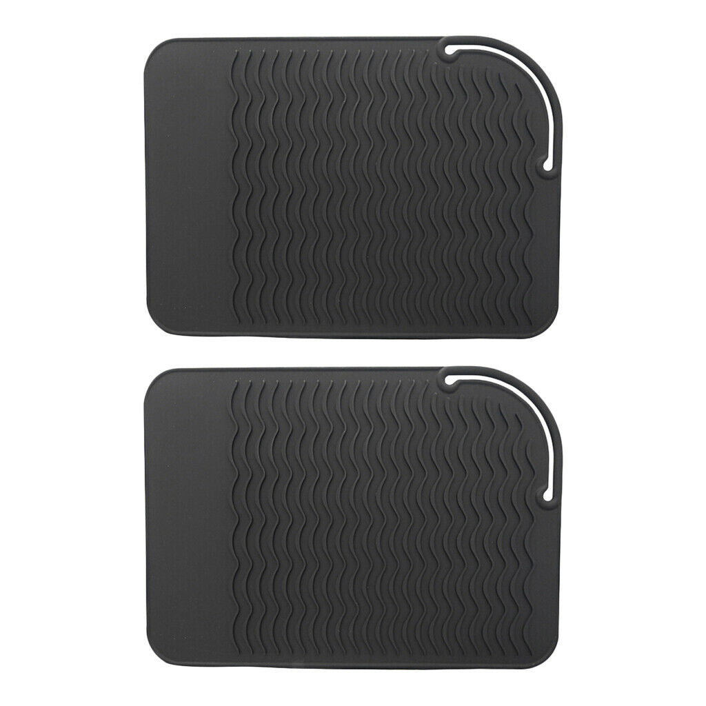 2 Pieces Salon Hair Straightener Anti Heat Protection Silicone Mat Black