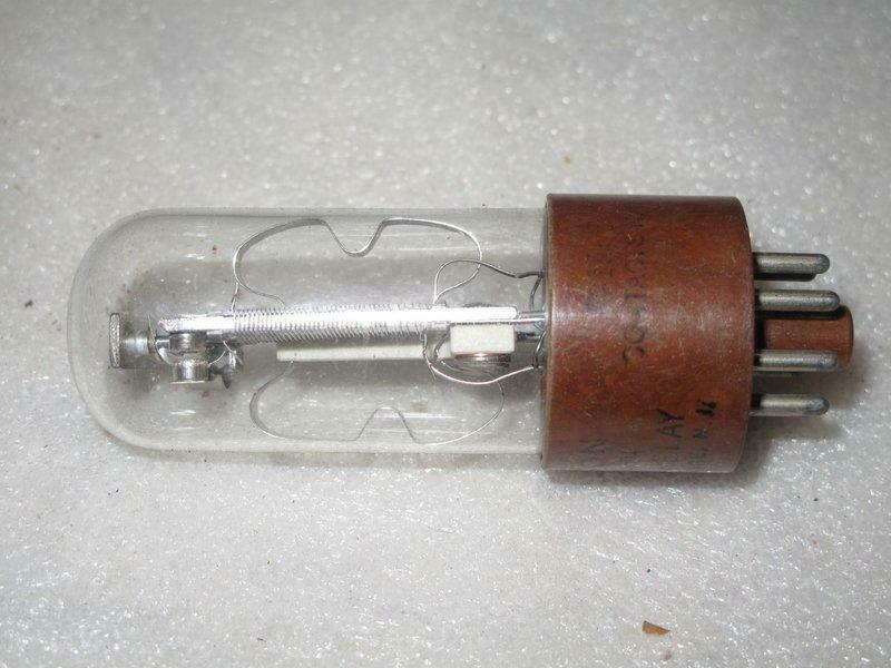 1pcs - EDISON RL-1044 Relay Vacuum Tube - NOS