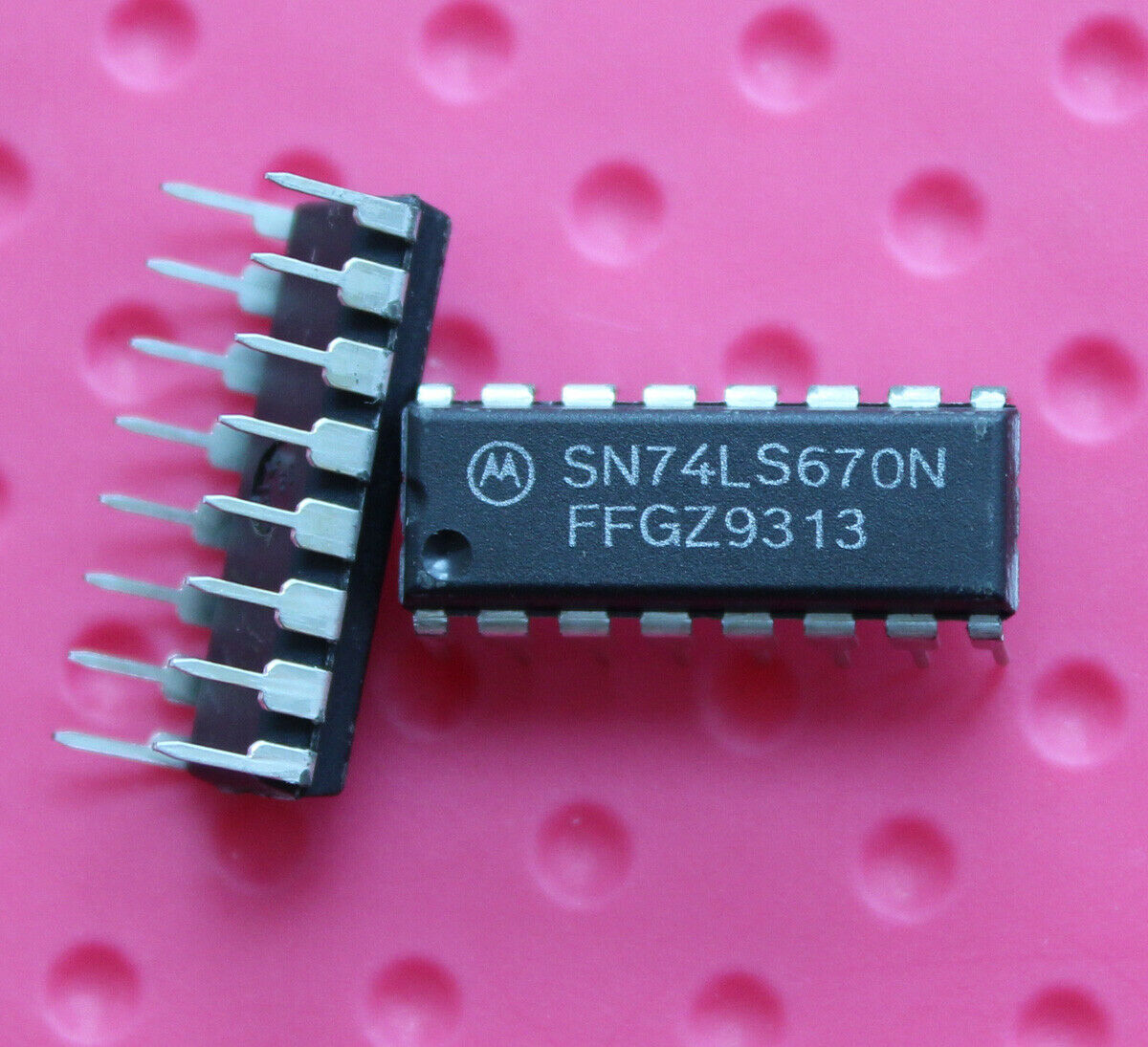 5pcs SN74LS670N 74LS670N DIP-16 Integrated Circuit IC