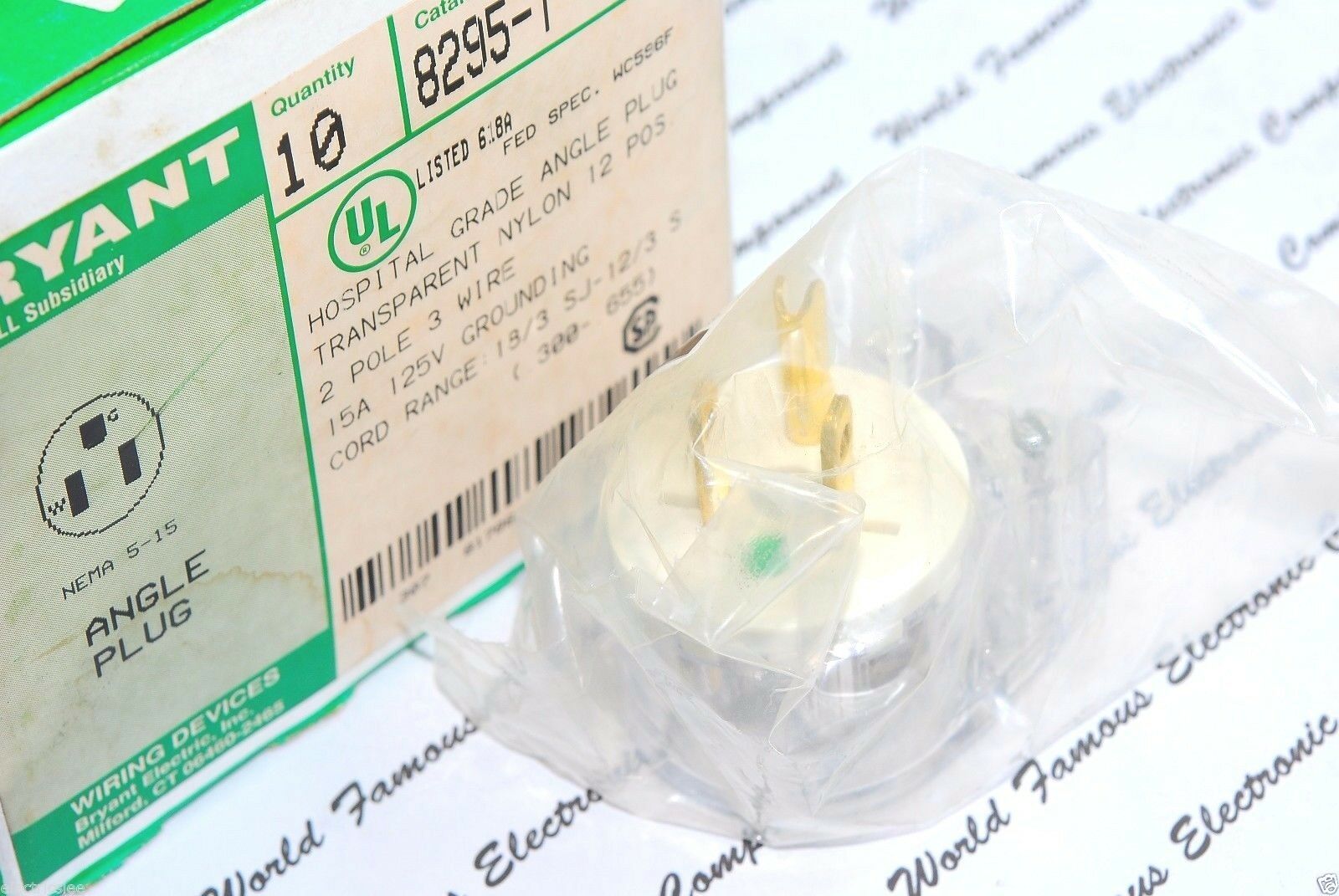 1pcs - BRYANT 8295-T 15A 125V 2P3W NEMA5-15P Hospital Grade Angle Plug