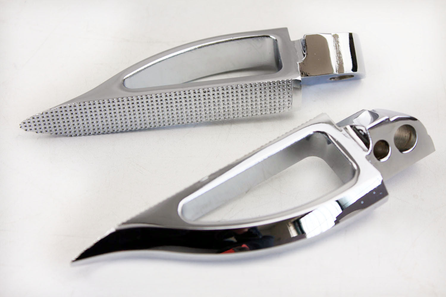 Blade Front Foot Peg for 06-13 SUZUKI GSXR 600/750/1000 08-13 GSX 1300R chrome