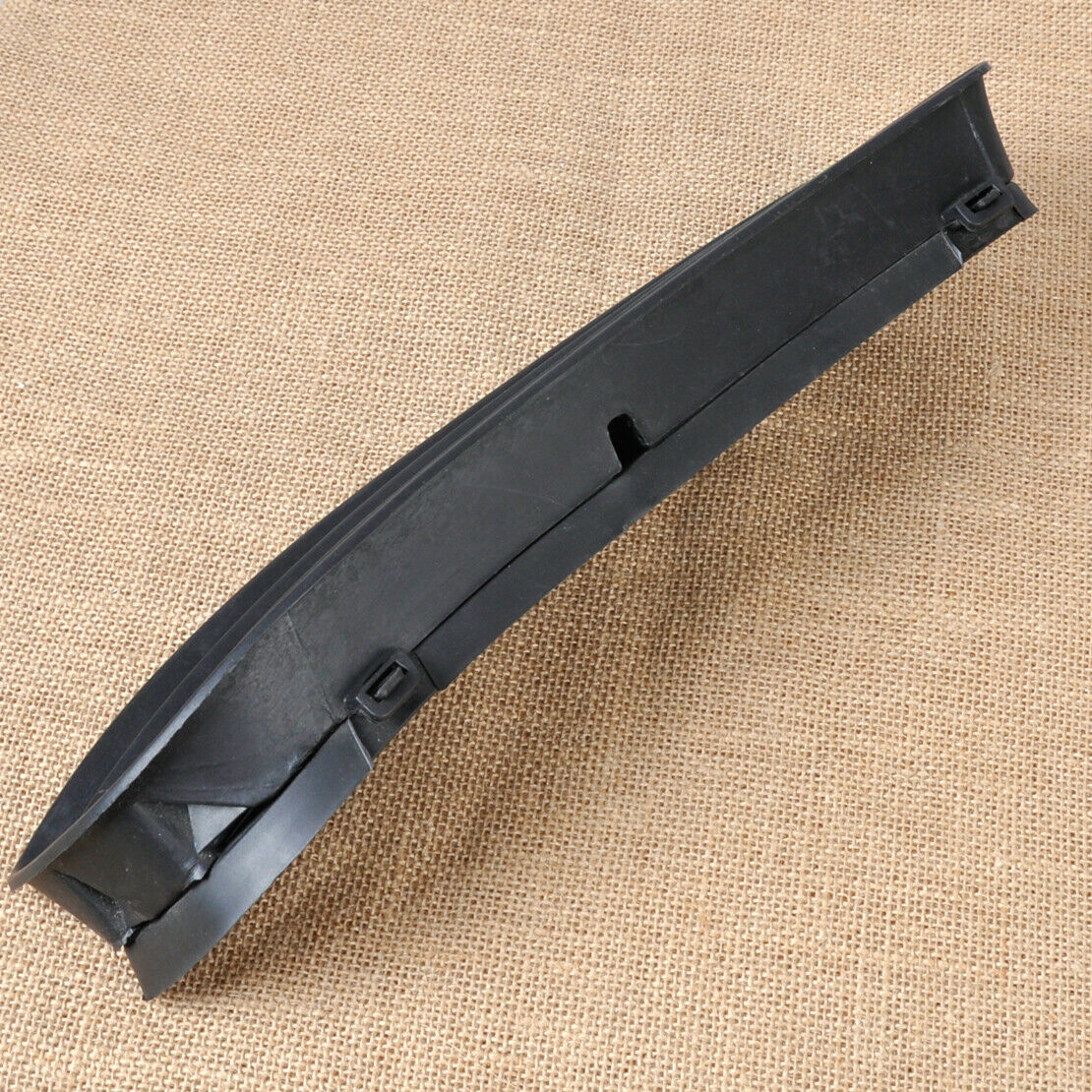 1J5853666C Fit for 1999-04 VW Jetta Bora Front Right Bumper Lower Grill Vent An