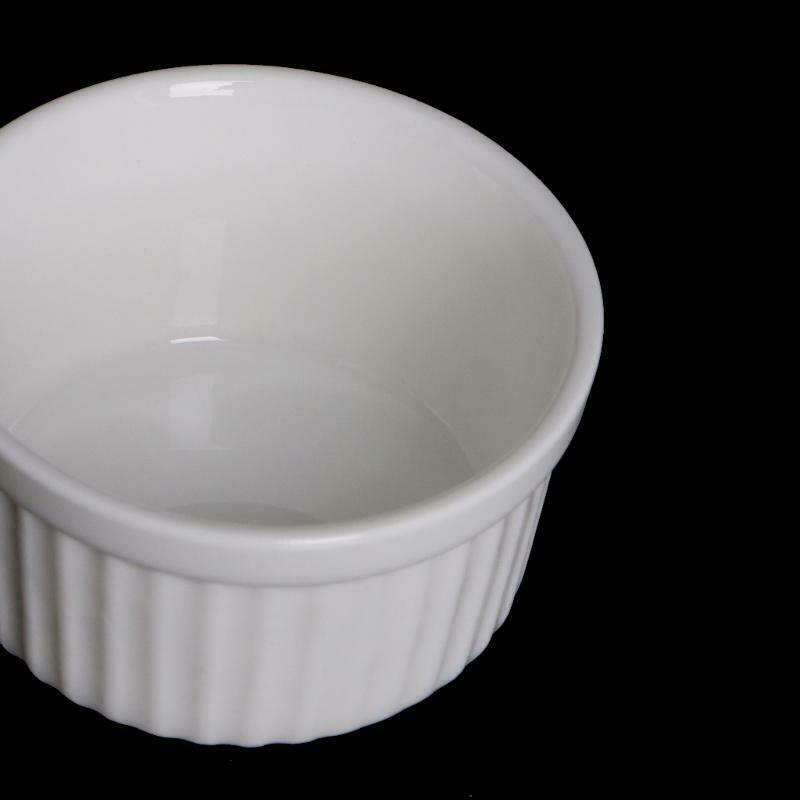 6Pcs White Porcelain Souffle Ramekins Desserts Custard Cups Baking Tools 4oz New