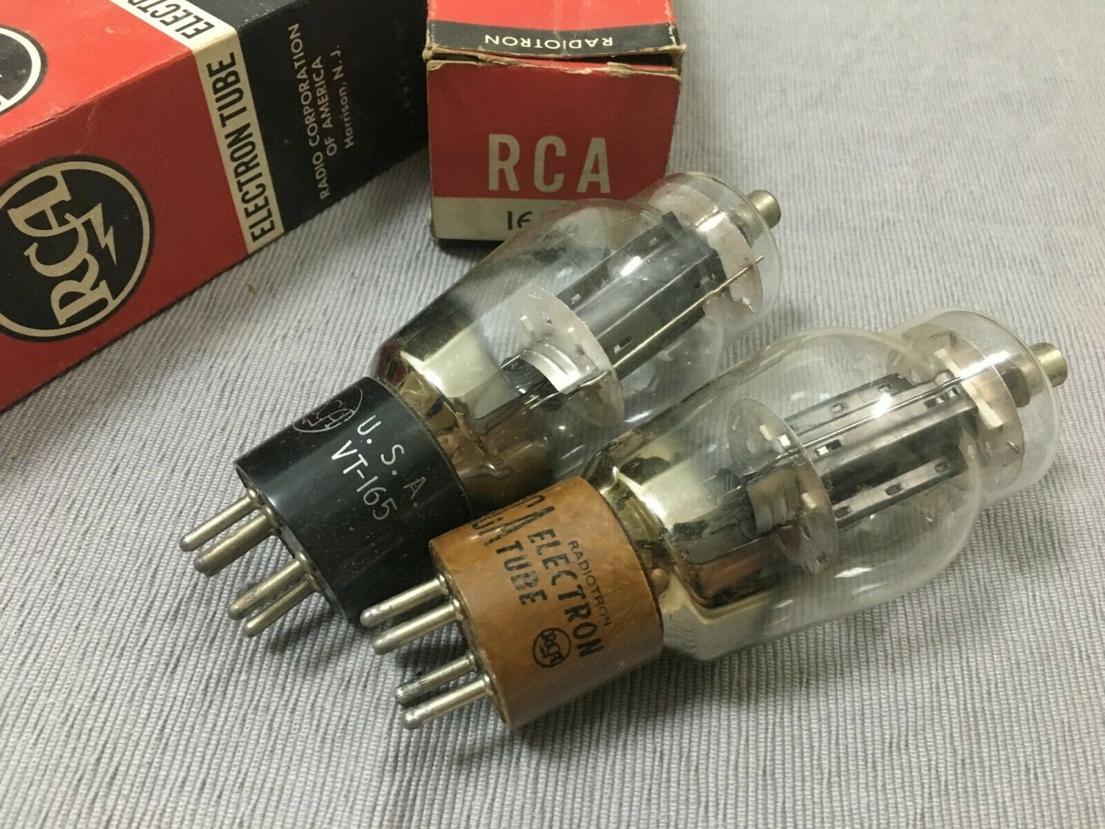 1pcs - RCA 1624 VT-165 Vacuum tube NOS