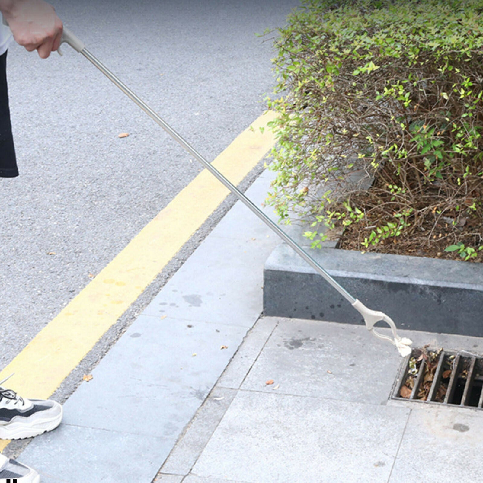 Reacher Picker Grabber Garbage Picker for Elderly Women Disabled Gifts