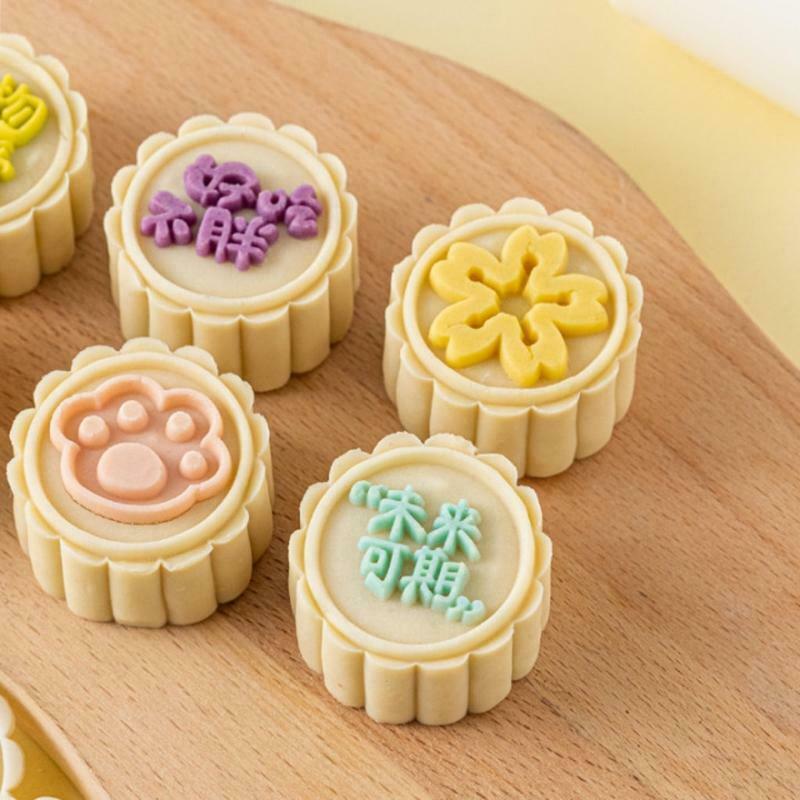 Mid-Autumn Festival Plastic Mooncake Stamps50g Mooncake Mould Cutter DIY Baking