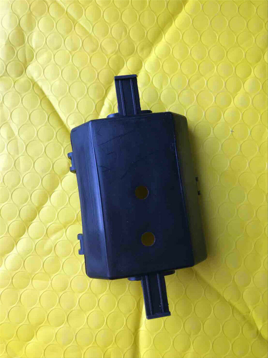 Car Boat Truck Audio DC 12V 2 Way Relay Fuse Box Holder with 8 Fuses Accessories