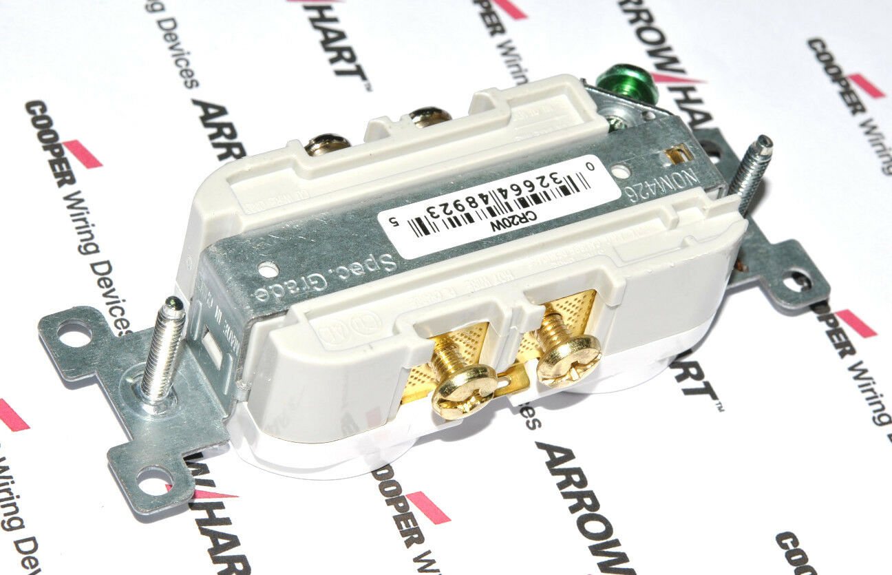 1pcs-COOPER CR20W 20A 125V Commercial Grade Duplex Receptacle 5-20R