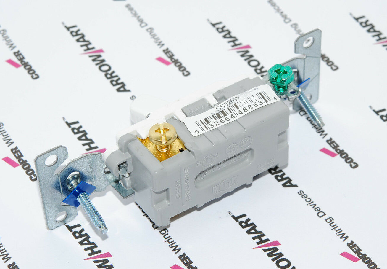 1pcs-COOPER CS320W Switch Toggle 3Way 20A 120/277V Swire WH