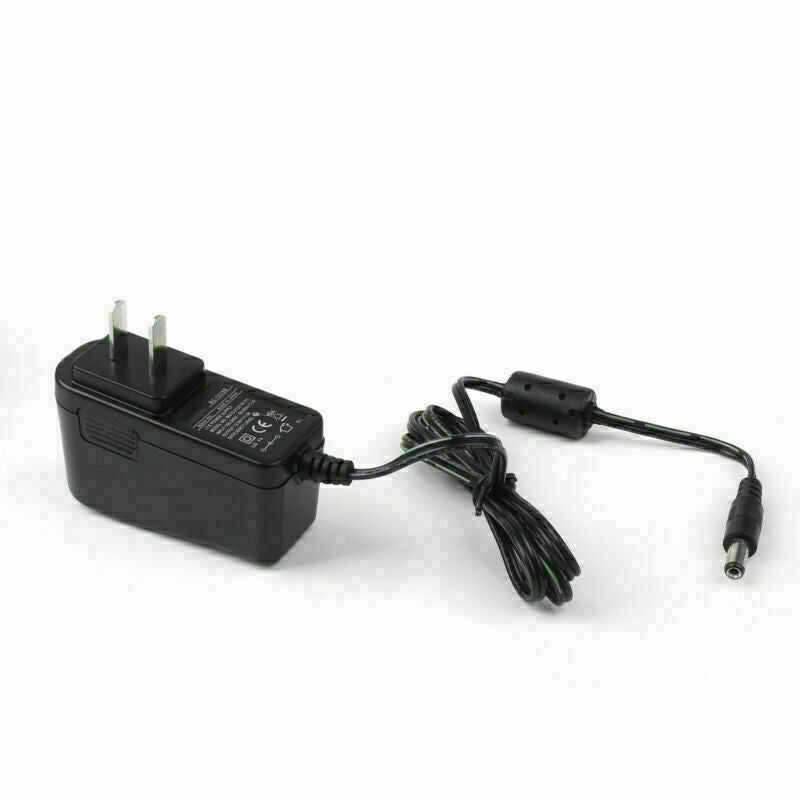 Desktop Charger For ICOM IC-V8 V82 F11 F22 F26 IC35FI Brand New CN
