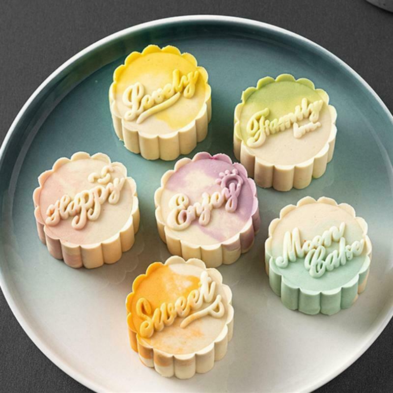 50g Mooncake Molds for Mid-Autumn DIY Pastry with 6 PCS Round Mooncake Stamps