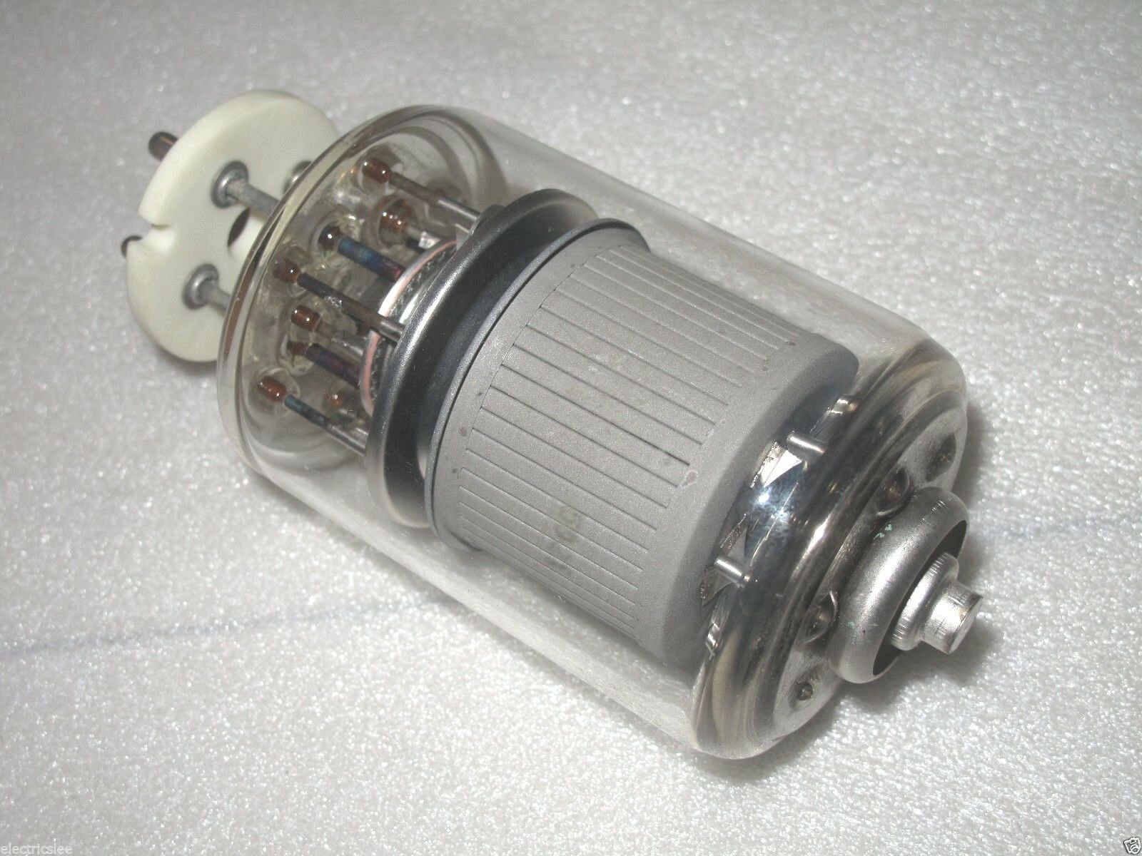1PCS - 5D21 Vacuum Tube NOS NIB (BOX-P29)