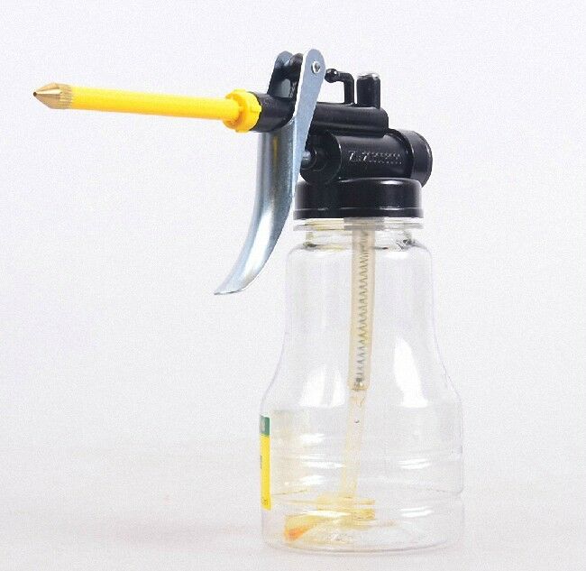 Oiler Hydraulic Pump Oil Can Lubricating Lathe [M1]