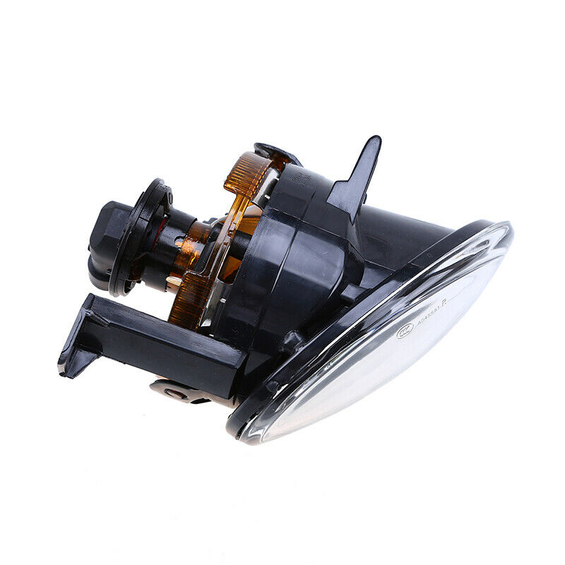 Right Passenger Side Fog Light Lamps Assembly For VW Jetta MK6 Golf MK6 2011-14